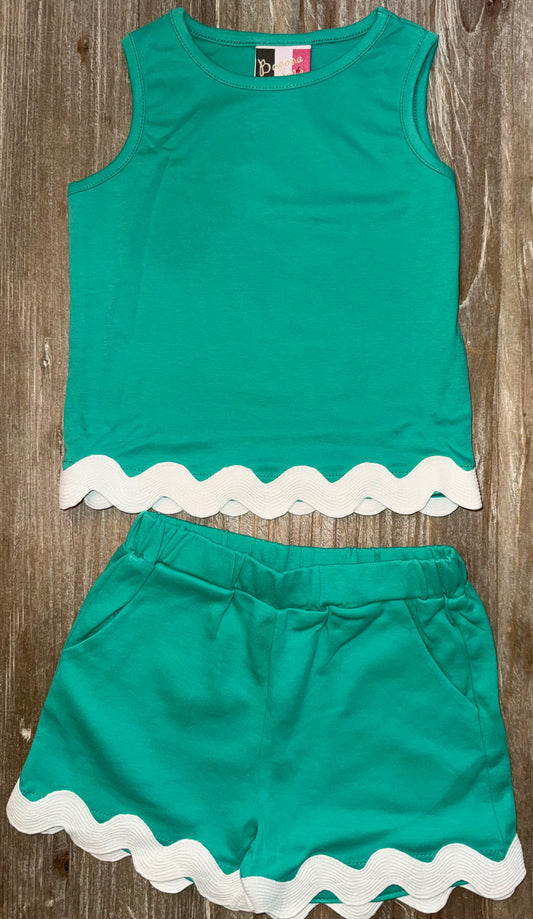 Abigail Green Girls Scallop Short Set