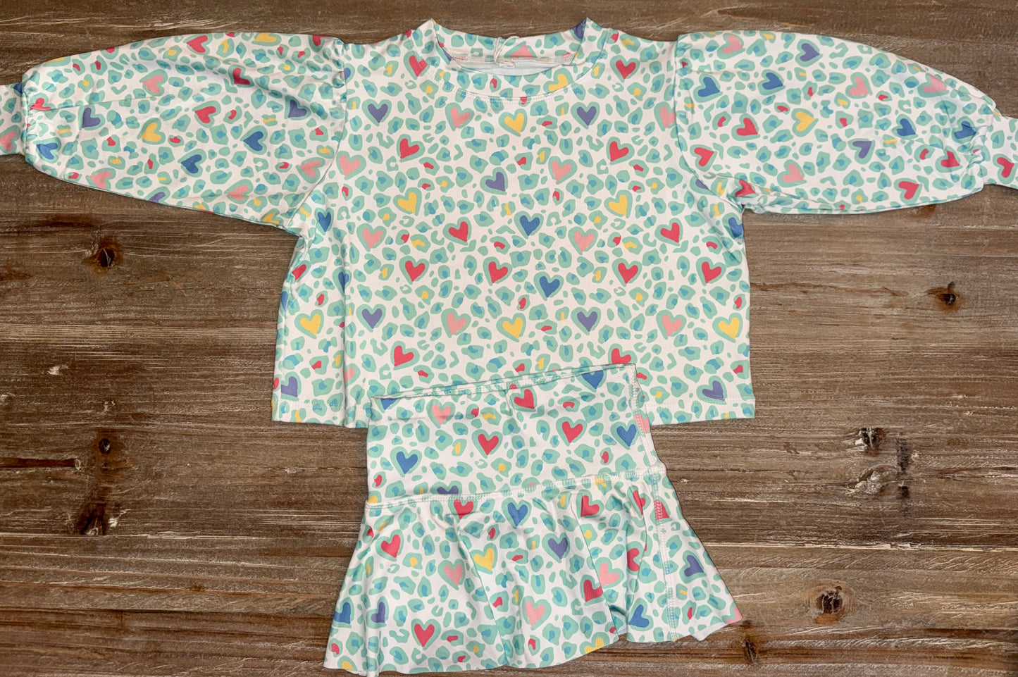 Leopard/Hearts Girls Puff Sleeve Top
