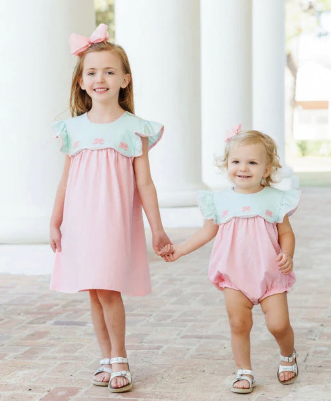 French Knot Bow Scallop Girls Bubble