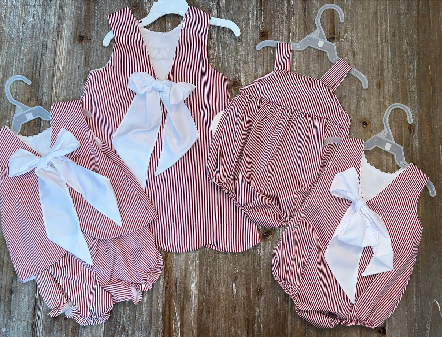 Maroon Bulldog Ric Rac Bow Girls Bloomer Set